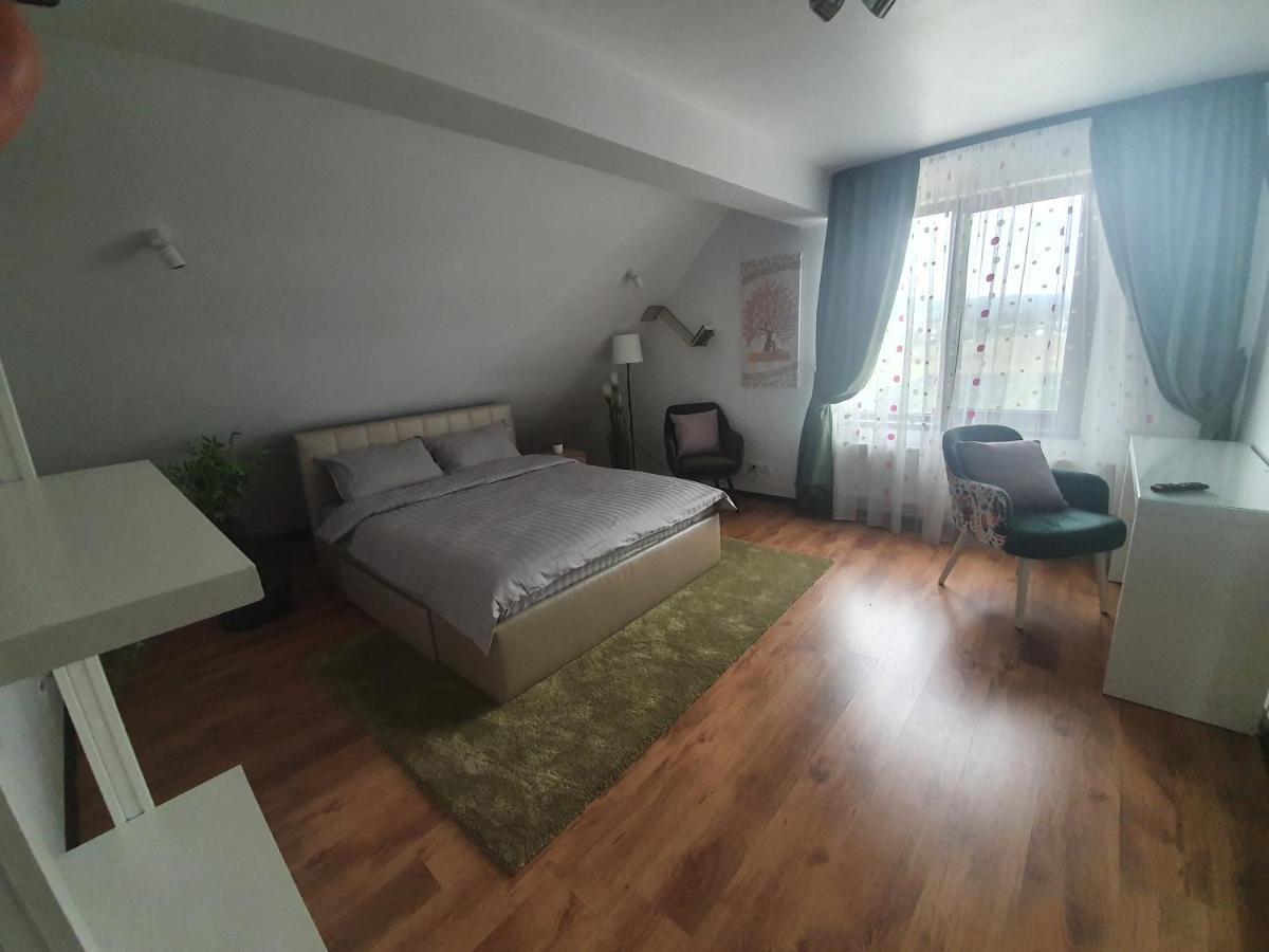 Pensiunea Relax Curtea de Argeş Exterior foto